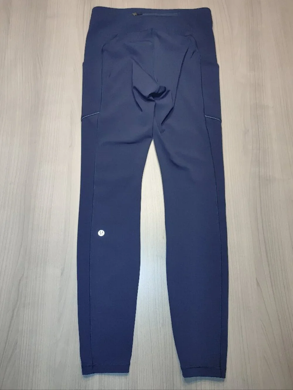 Women's Lululemon Speed Up Tight *Full-On Luxtreme 28" 6 - Picture 4 of 10